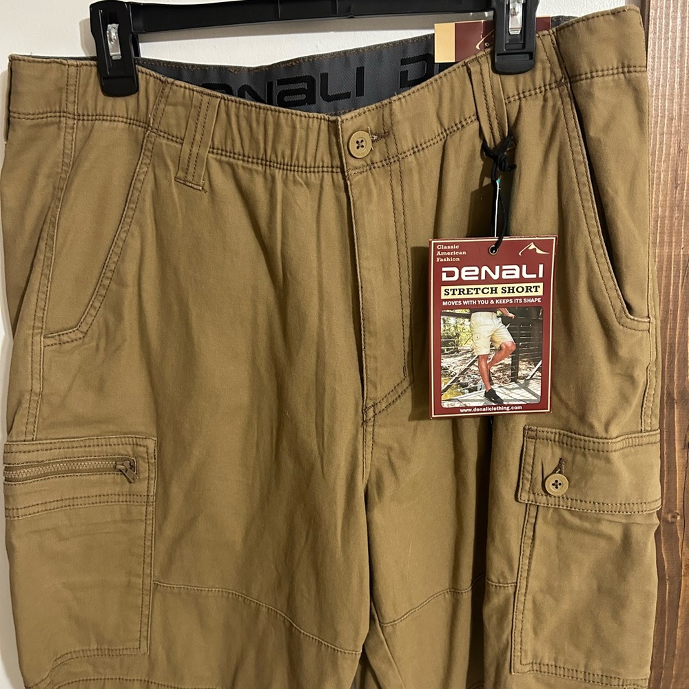 Men's Cargo Shorts - Tan